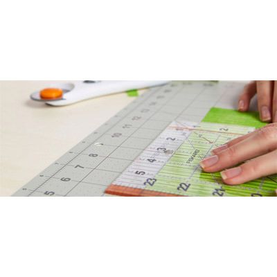 Fiskars Rotary Cutting Mat 18" x 24"/45cm x 60cm Fiskars Rotary Cutting Mat 18" x 24"/45cm x 60cm