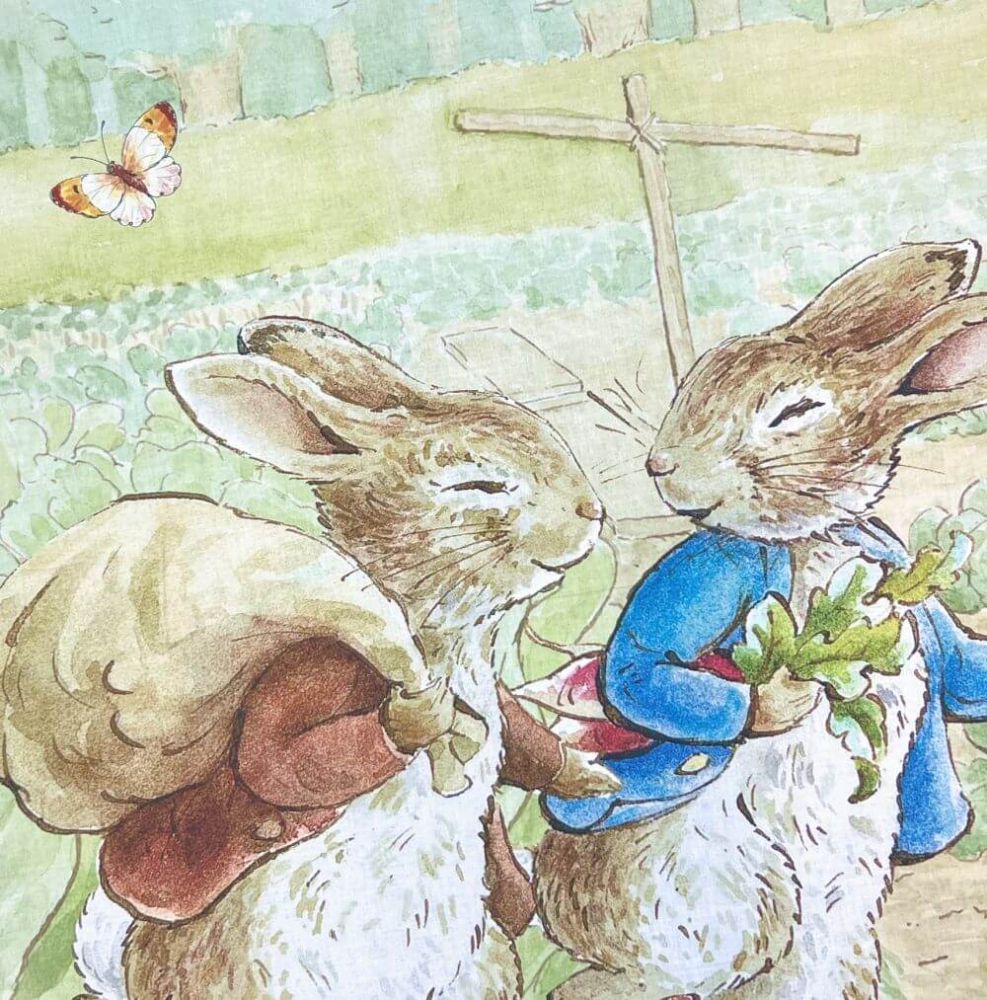 Peter Rabbit and Benjamin Bunny fabric: Quilt Panel 36" (91cm) Peter Rabbit and Benjamin Bunny fabric: Quilt Panel 36" (91cm)