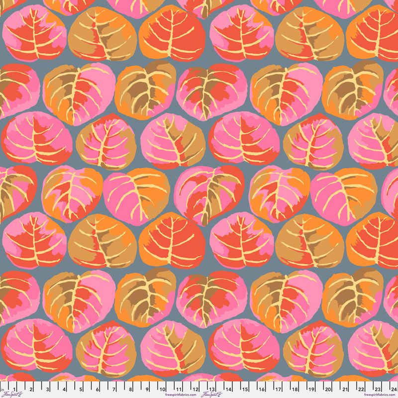 Kaffe Fassett Collective Quilt Back: Palm Leaves, Pink 108" (per 1/4 metre)