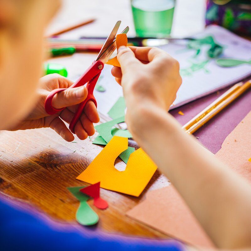 Fiskars Classic Universal Kids Left-Handed Scissors, 13cm