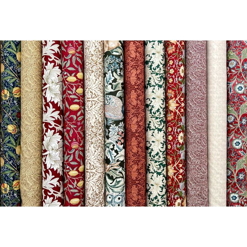 The Oxford Holiday Collection Fat Quarter Bundle