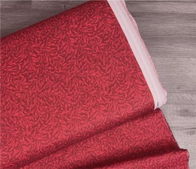 William Morris Quilt Backs: Willow Boughs Crimson 108" (per 1/4 metre) William Morris Quilt Backs: Willow Boughs Crimson 108" (per 1/4 metre)