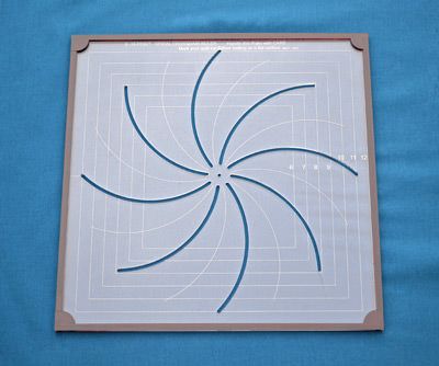 Westalee Spiral Crosshair Square 12.5" 8 point