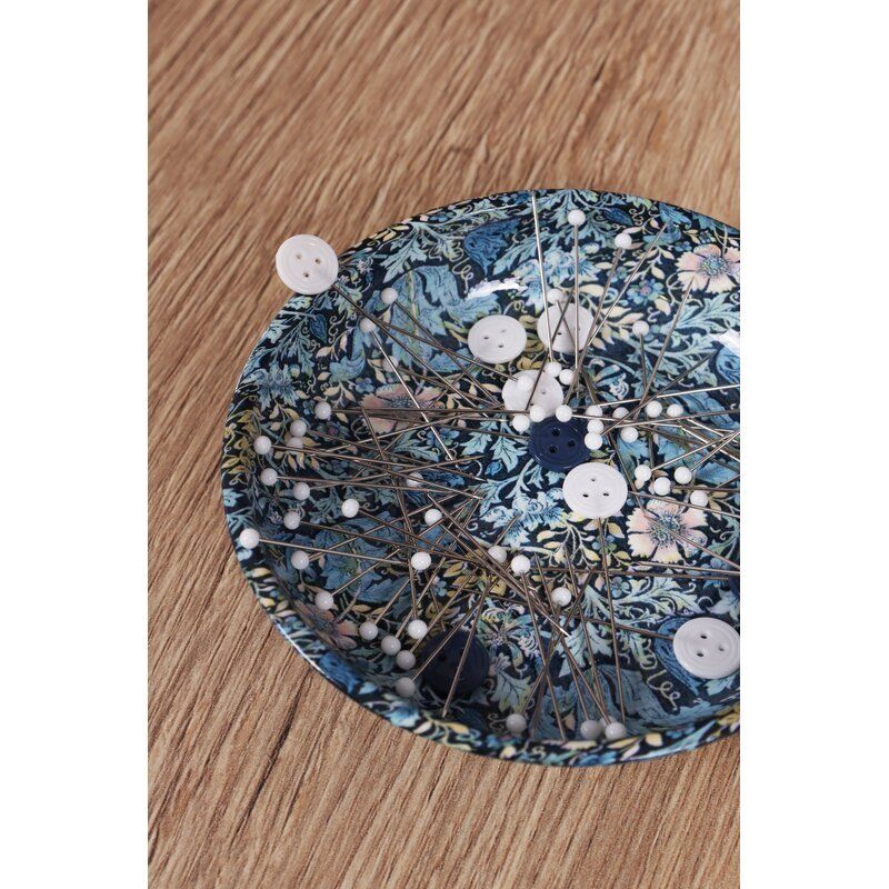 Magnetic Pin Dish, Arts & Crafts Woodblock Design