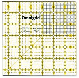 Omnigrid 6.5" x 6.5" Rule with Grid Omnigrid 6.5" x 6.5" Rule with Grid