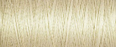 Gutermann Natural Cotton 50 Weight Thread 250m Cream 828 Gutermann Natural Cotton 50 Weight Thread 250m Cream 828