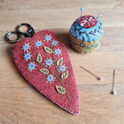 Felt Mini Kit Scissors Pouch & Mini Pincushion Felt Mini Kit Scissors Pouch & Mini Pincushion