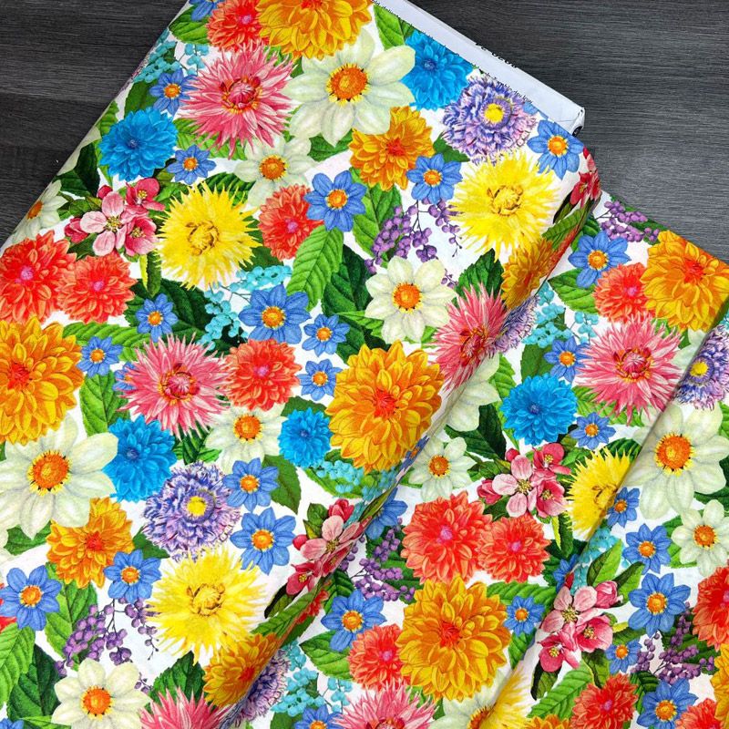 Beautiful Backing: White Multi Floral 108" (per 1/4 metre)