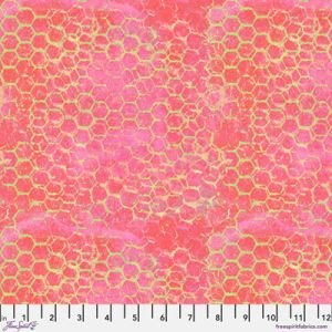 Sue Penn Butterfly Fields fabric: Honeycomb Pink | 